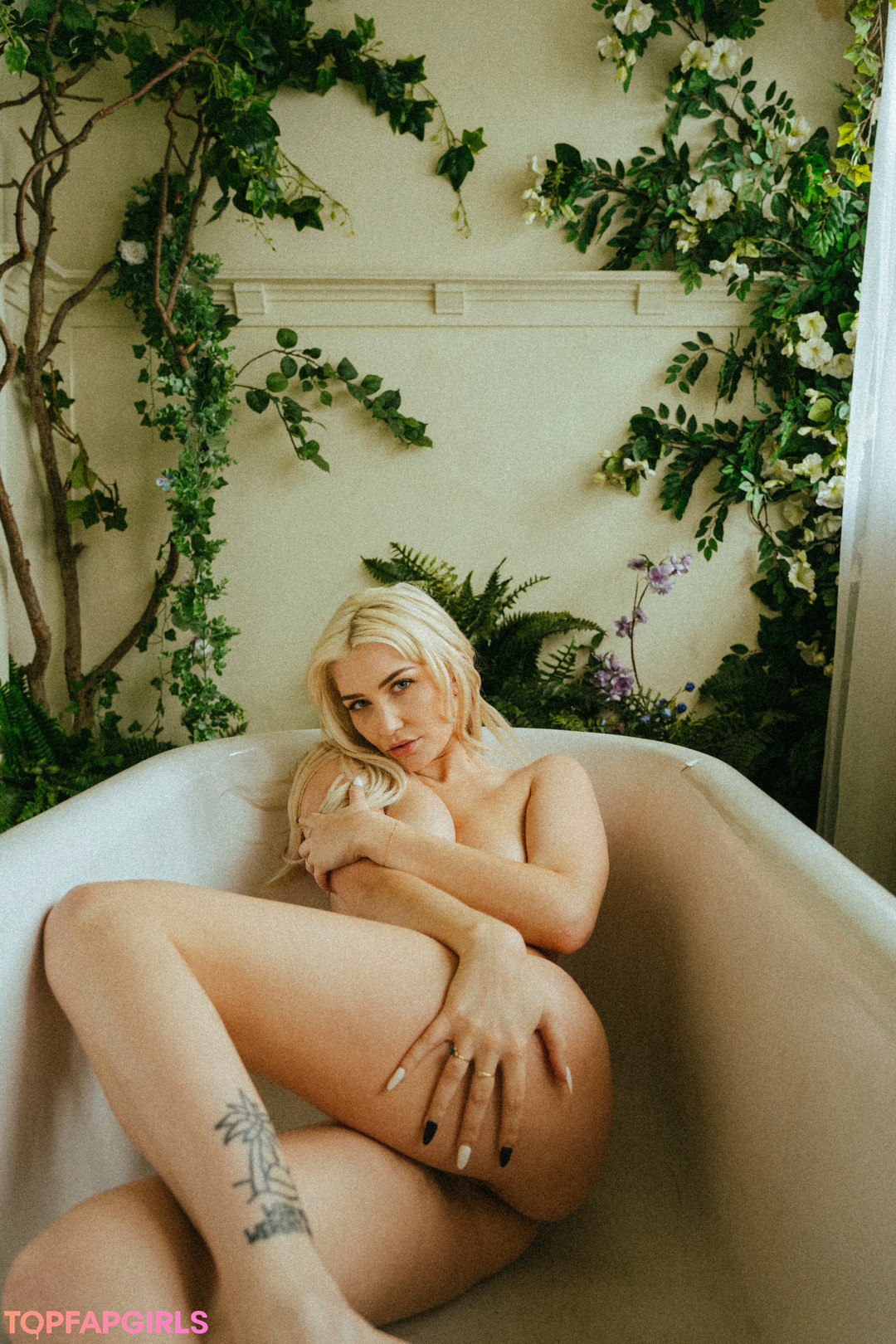 Skye BlueOnlyFans Model Nude Leaks Pic #310